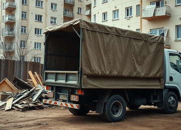 Вывоз мусора с чердака в Владивостоке от ПроМусор: очистка и уборка, цена от 2491 руб., срочно