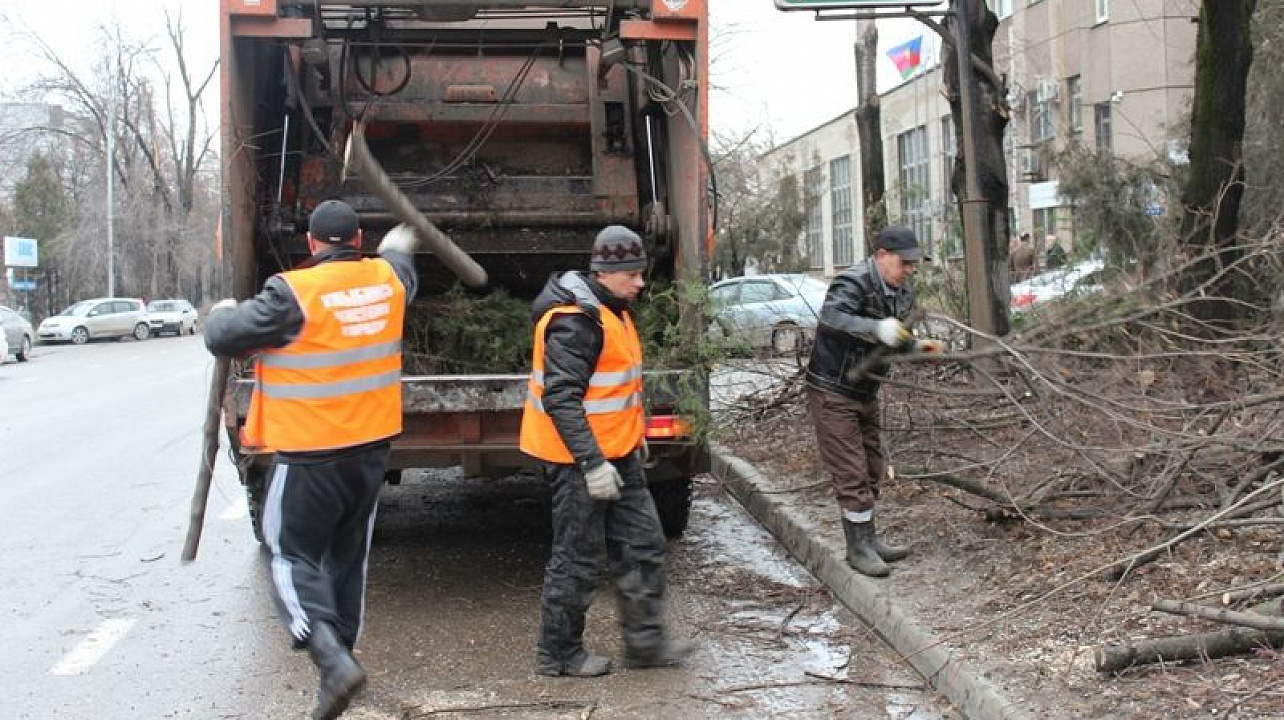 Уборка после стихийного бедствия в Владивостоке от 2897 руб